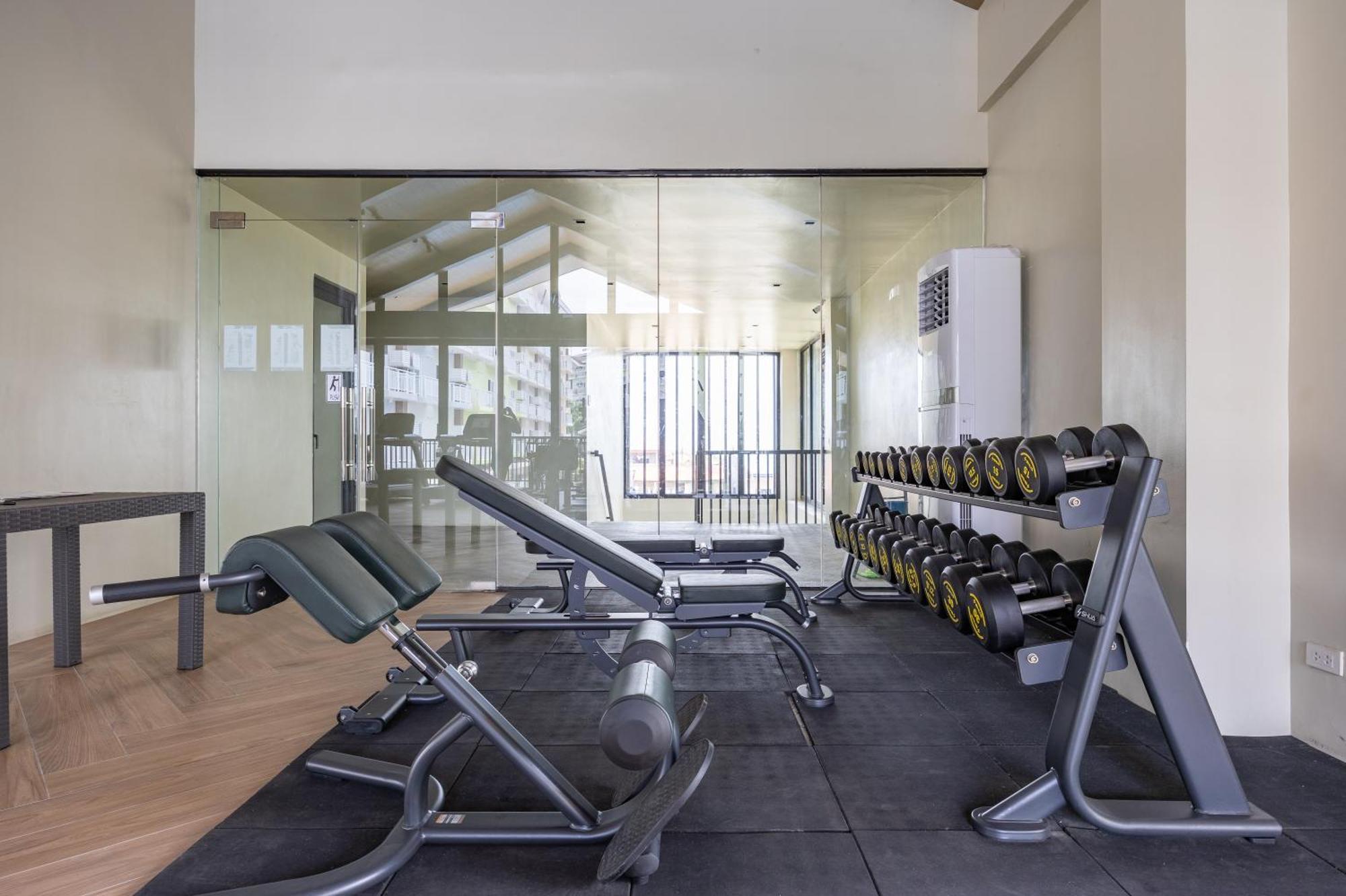 Apartamento Amani 729, 3 Minutes To Airport,With Gym & Pool,100Mbps Wifi,Free Netflix Isla de Mactán Exterior foto